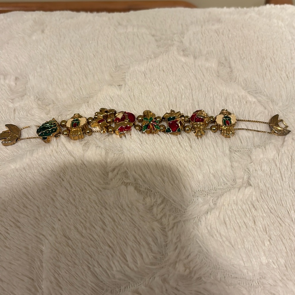 Vintage‎ Christmas Slide Charm Bracelet Enameled Charms Goldtone